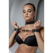 Узкие кожаные наручники с кольцами «Aria»