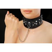 Широкий чёрный ошейник с шипами